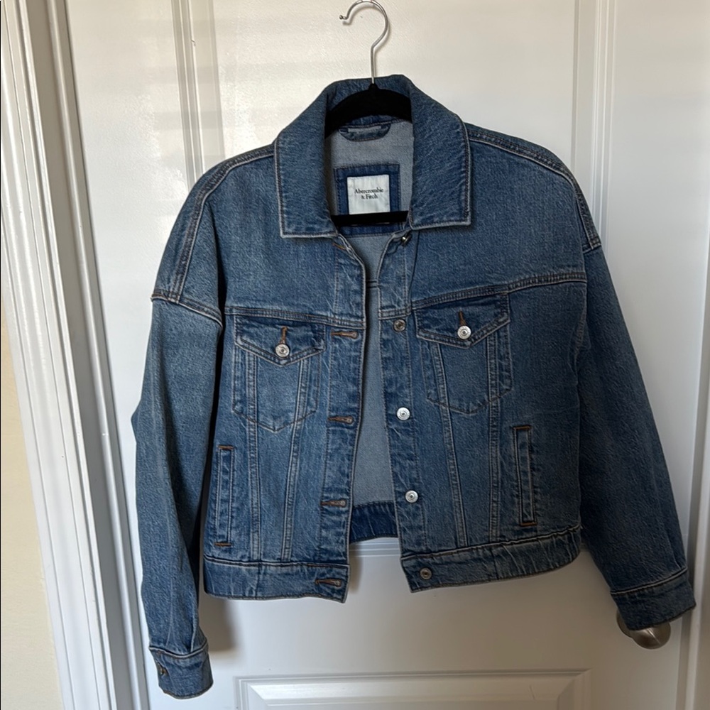 Denim Blue Women's Trucker Jacket
